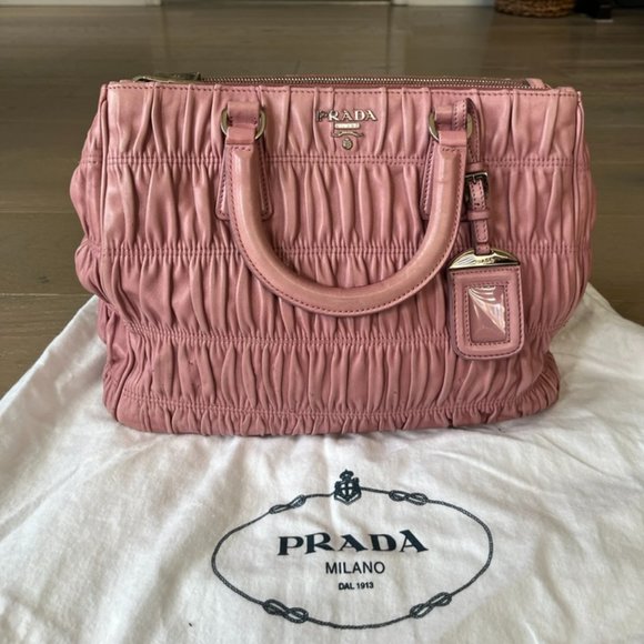 Vintage Prada Pink Gaufre Leather Double Zip Tote Purse - Like New - Picture 1 of 12